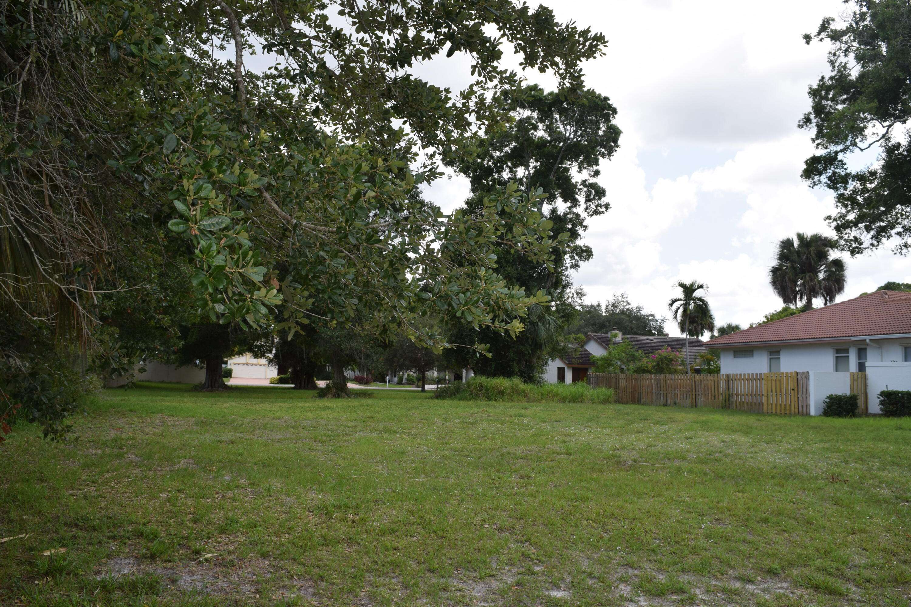 Port Saint Lucie, FL 34952,901 Elyse CIR