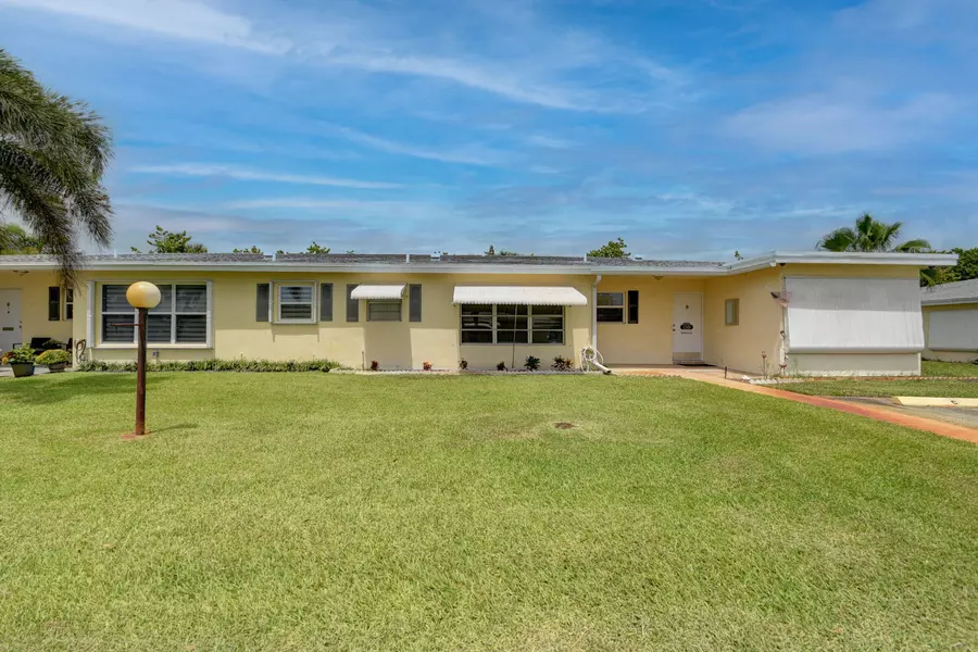 3301 Valley RD C, Boynton Beach, FL 33435