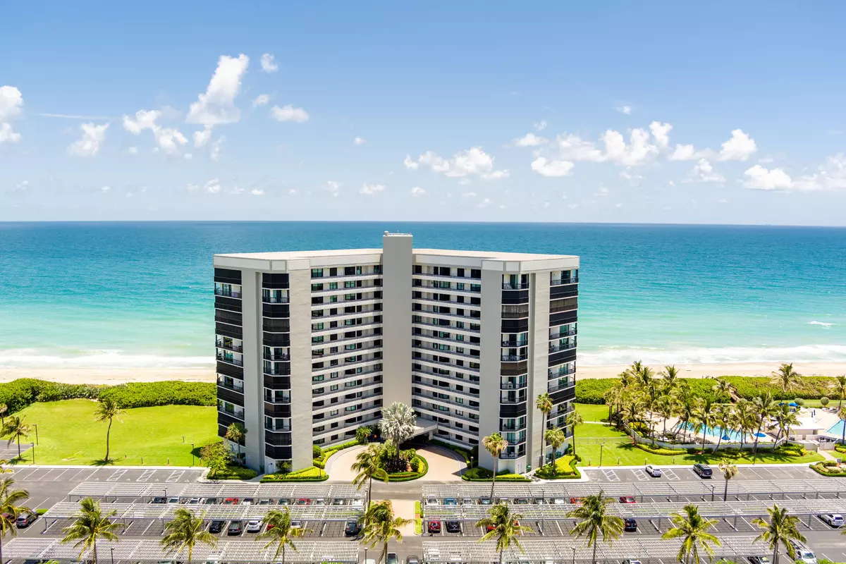 Jensen Beach, FL 34957,8800 S Ocean DR 208