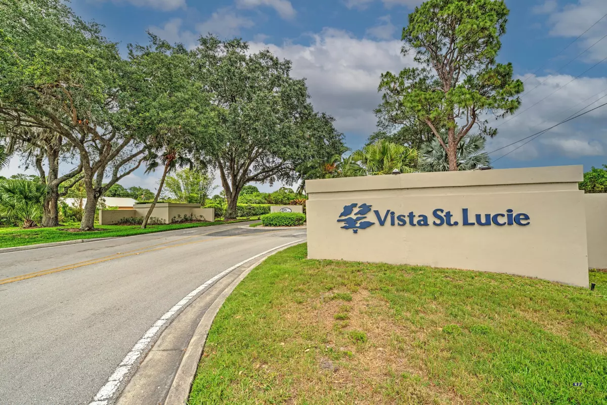 Port Saint Lucie, FL 34952,27 Lake Vista TRL 107