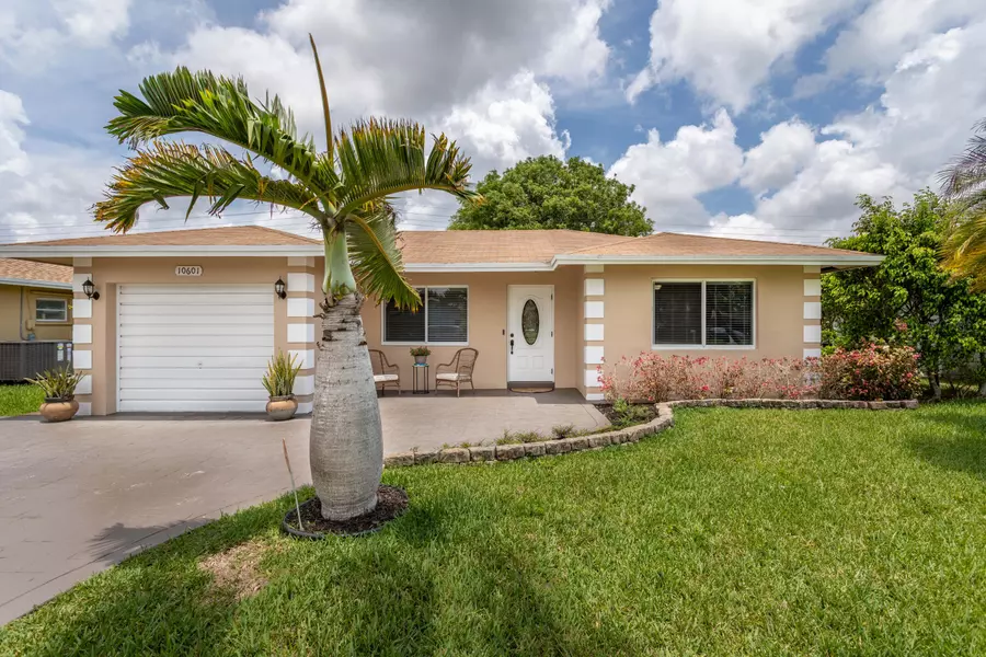 10601 NW 83 ST, Tamarac, FL 33321