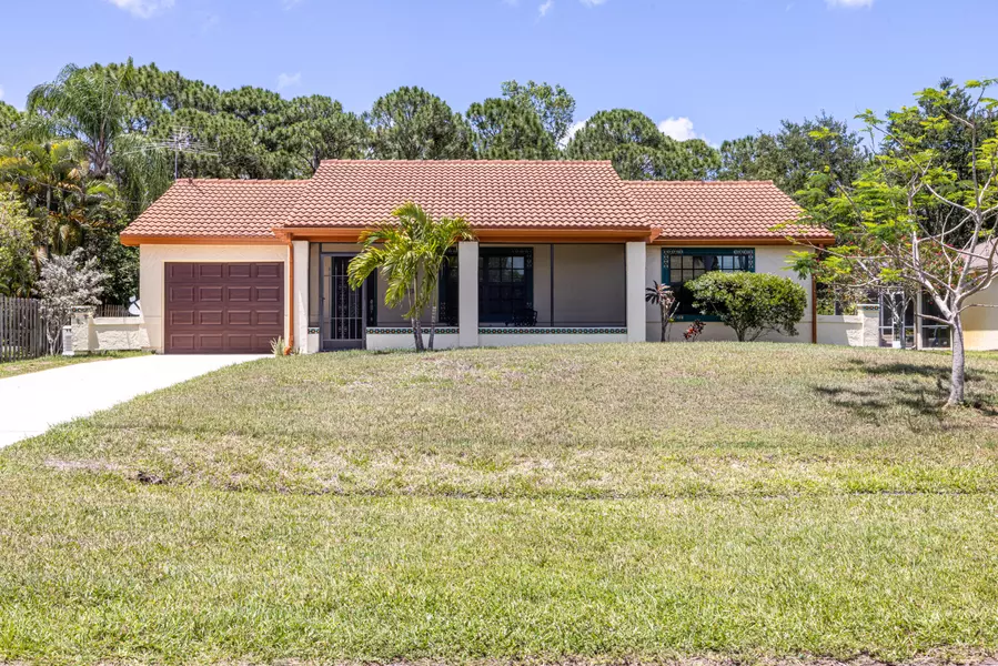 5426 NW Clark AVE, Port Saint Lucie, FL 34983