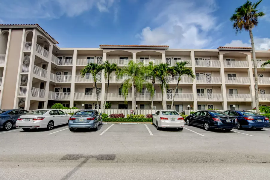 14096 Huntington Pointe DR 403, Delray Beach, FL 33484