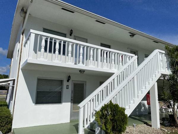 Lake Worth Beach, FL 33460,514 S C ST 4