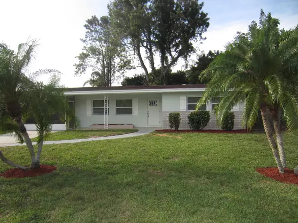 604 Azalea AVE, Fort Pierce, FL 34982