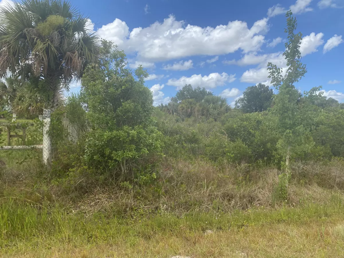 Okeechobee, FL 34972,18563 260th ST