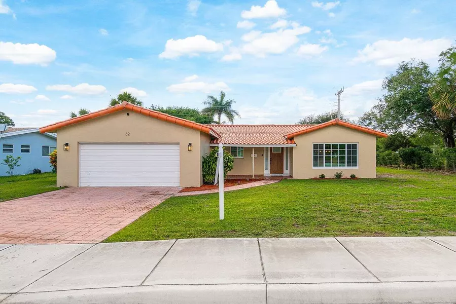 32 NW 12th AVE, Boca Raton, FL 33486