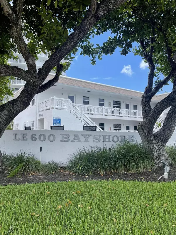 600 Bayshore DR 3, Fort Lauderdale, FL 33304