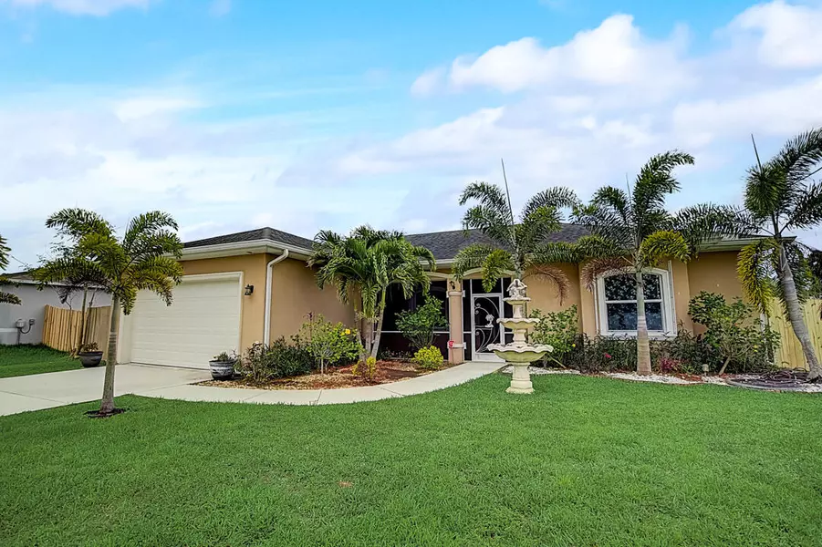 5842 NW Bates AVE, Port Saint Lucie, FL 34986