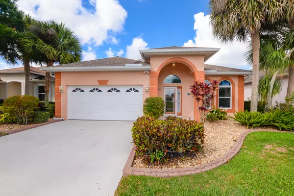 Port Saint Lucie, FL 34986,630 NW Venetto CT