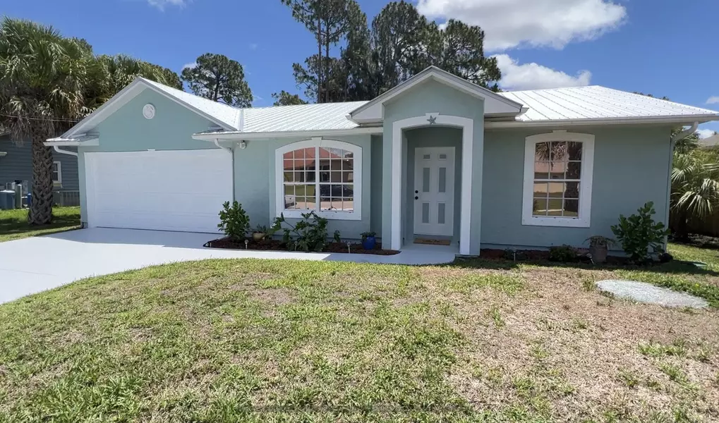 3173 SW Mcmullen ST, Port Saint Lucie, FL 34953