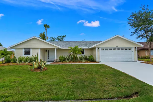 643 SE Crescent AVE, Port Saint Lucie, FL 34984