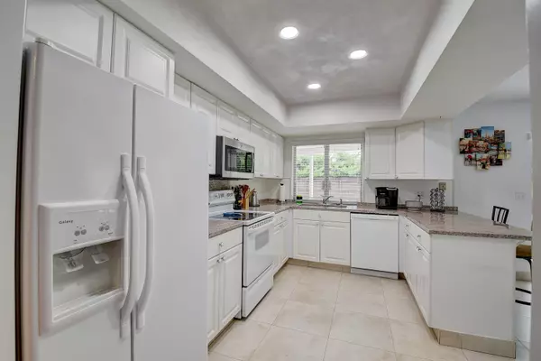 Boca Raton, FL 33486,501 NW 15th CT