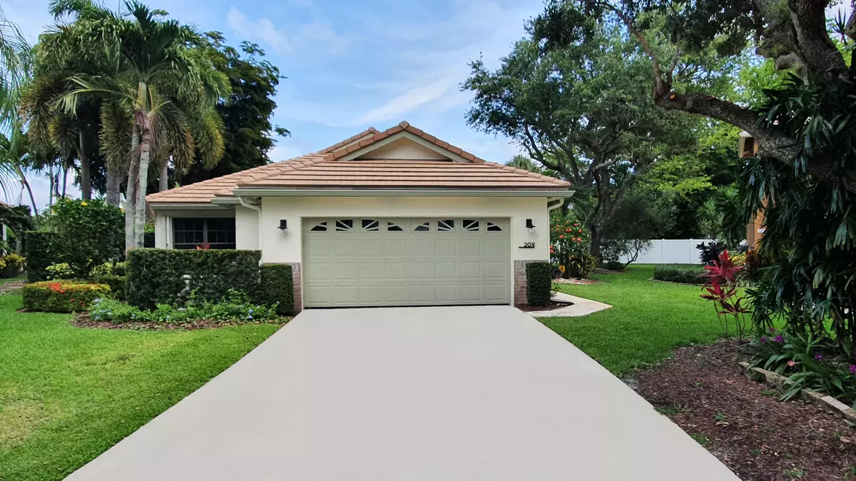 Delray Beach, FL 33445,209 Sherwood Forest DR