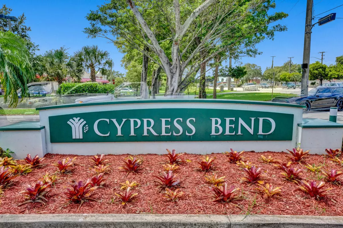 Pompano Beach, FL 33069,2202 S Cypress Bend DR 408