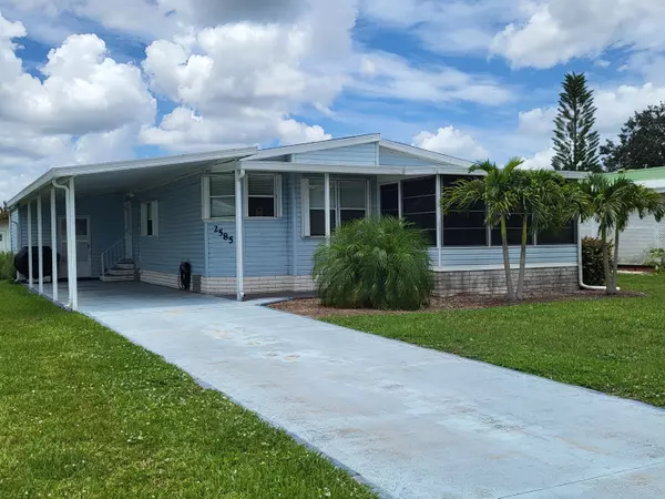 2585 SW Marquis TER, Stuart, FL 34997