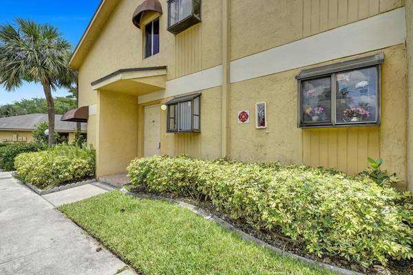 3095 N Oakland Forest DR 103,  Oakland Park,  FL 33309