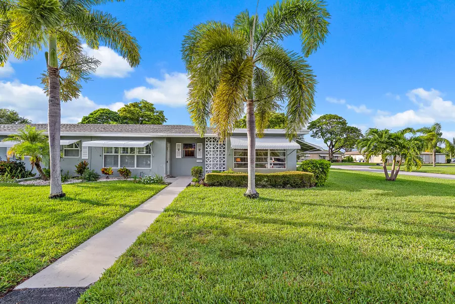 802 E High Point DR D, Delray Beach, FL 33445