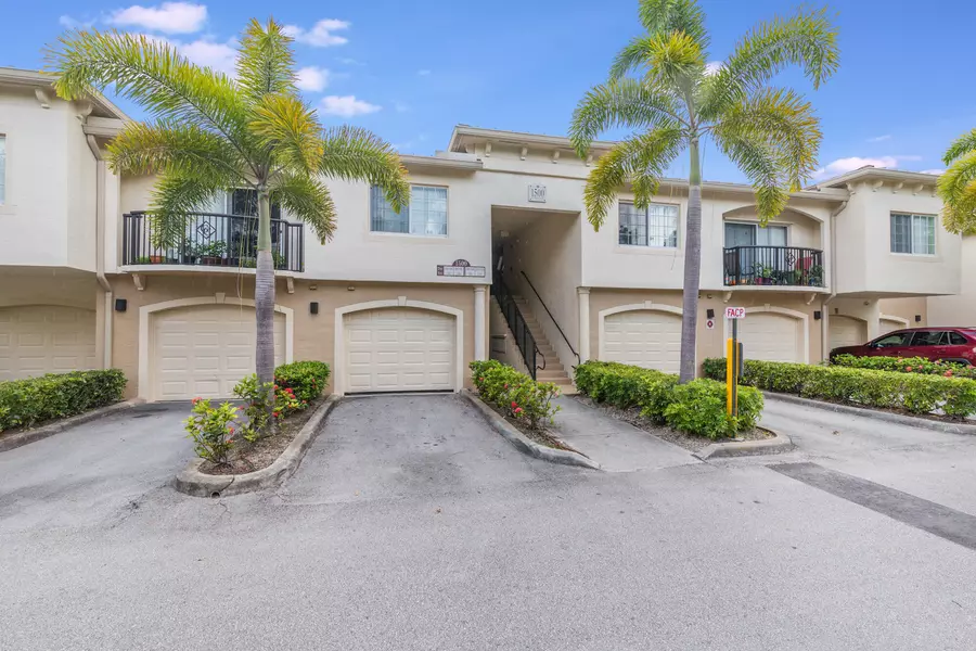 1500 S Crestwood CT 1507, Royal Palm Beach, FL 33411