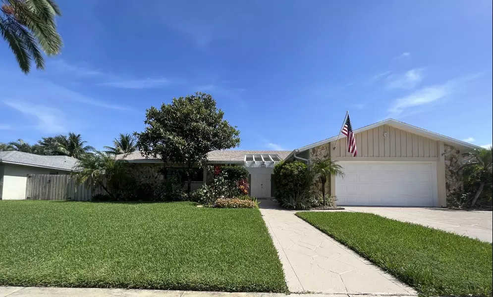 4864 Sugar Pine DR, Boca Raton, FL 33487