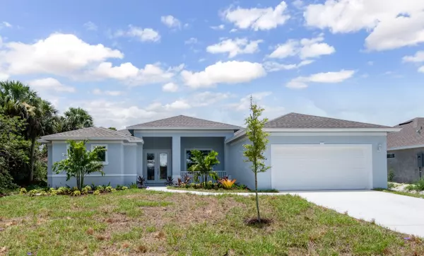 457 SW Crawfish DR, Port Saint Lucie, FL 34953