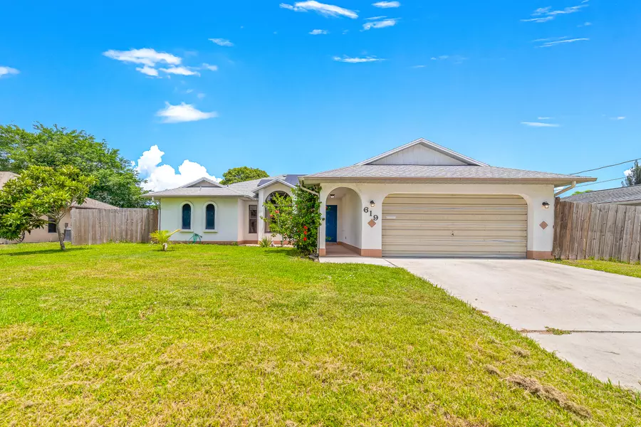 619 SE Faith TER, Port Saint Lucie, FL 34983