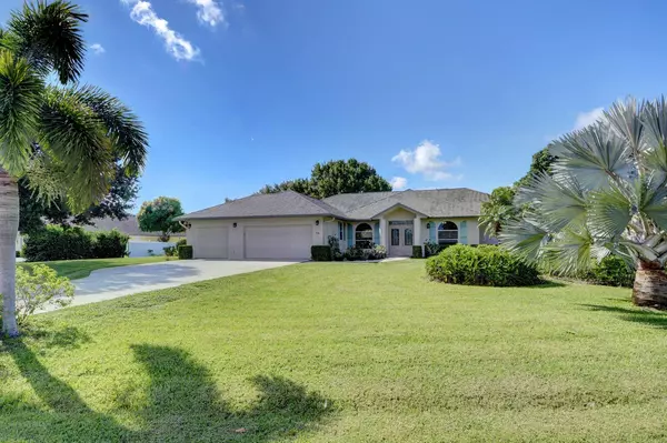 94 NE Elderberry TER, Jensen Beach, FL 34957