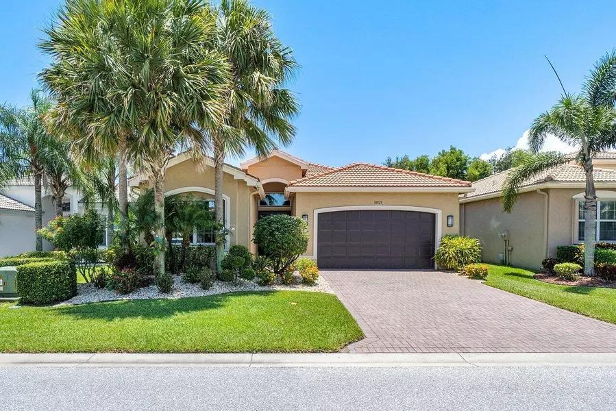 10929 Carmelcove CIR, Boynton Beach, FL 33473