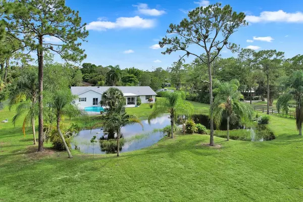 Loxahatchee Groves, FL 33470,12859 Raymond DR
