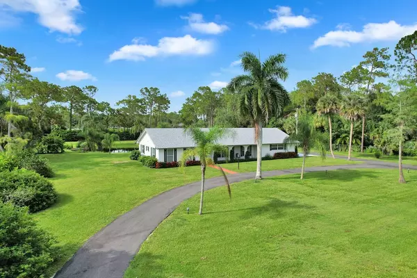 Loxahatchee Groves, FL 33470,12859 Raymond DR