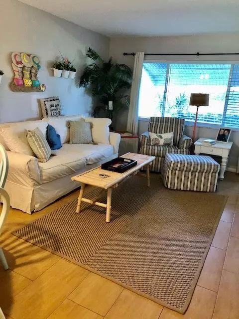 Lake Worth, FL 33461,2581 N Garden DR 108