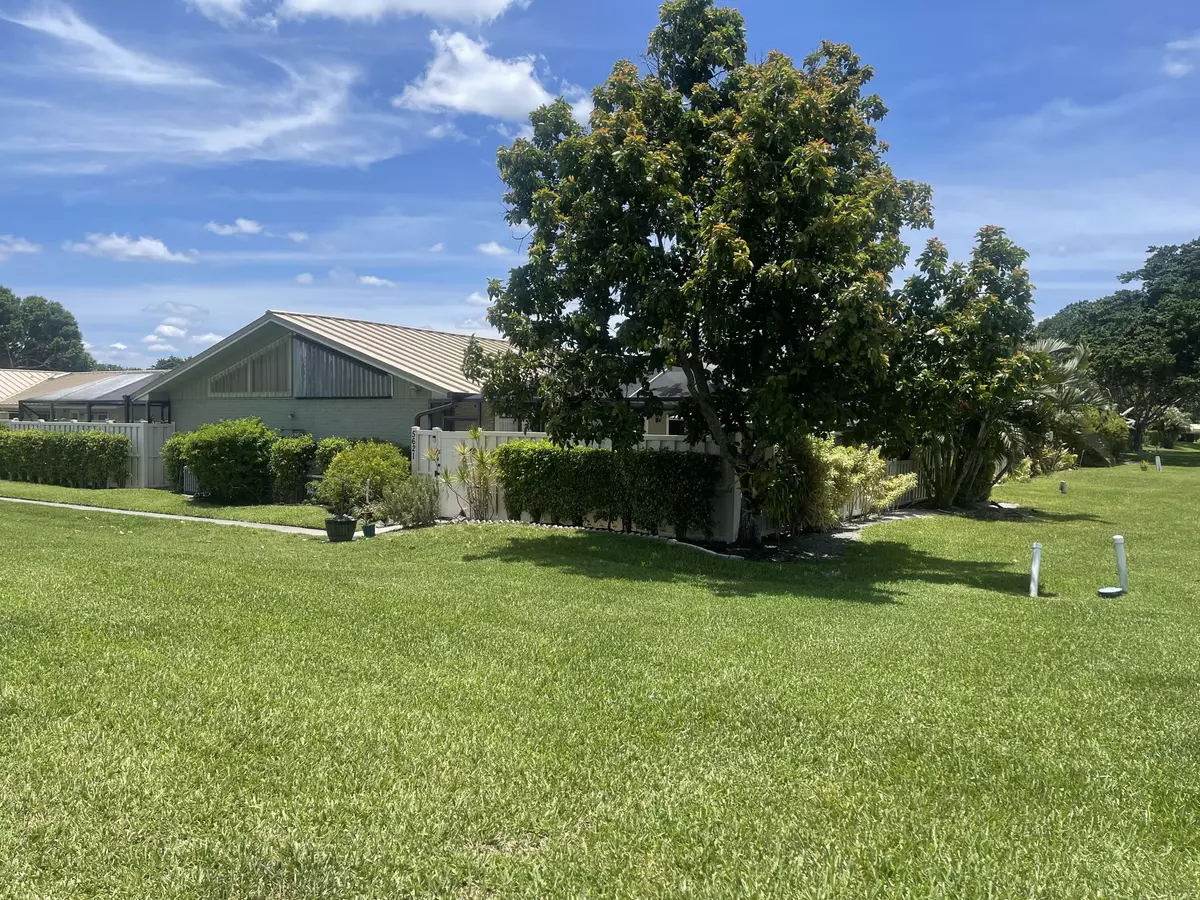 Palm Beach Gardens, FL 33418,5621 Golden Eagle CIR