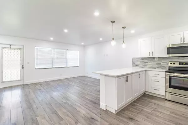 Boca Raton, FL 33434,185 Mansfield E