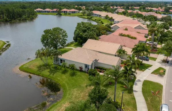 Port Saint Lucie, FL 34986,850 SW Lake Charles CIR