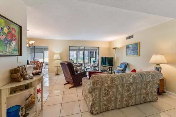 Boynton Beach, FL 33437,10576 Tropic Palm AVE 101