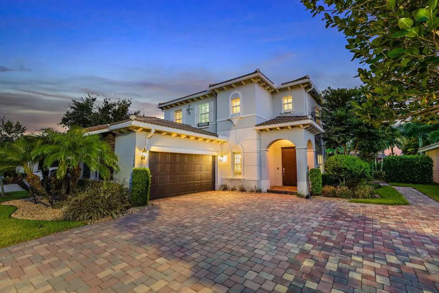 208 Behring WAY, Jupiter, FL 33458