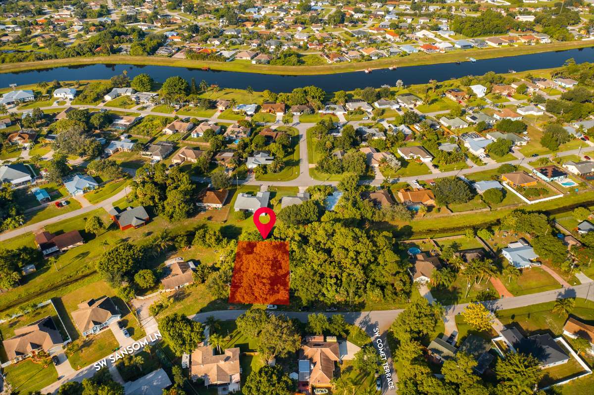 Port Saint Lucie, FL 34953,512 SW Sansom LN