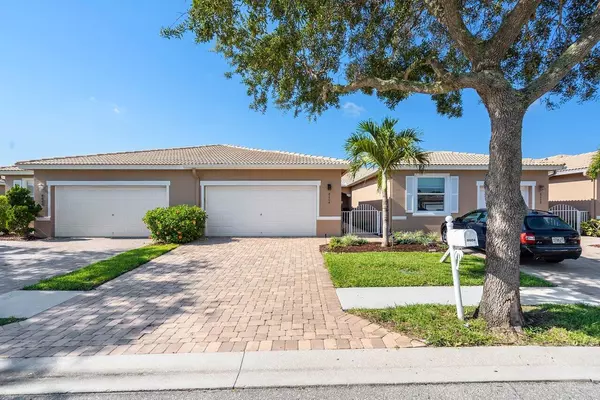 West Palm Beach, FL 33411,8604 Lineyard Cay