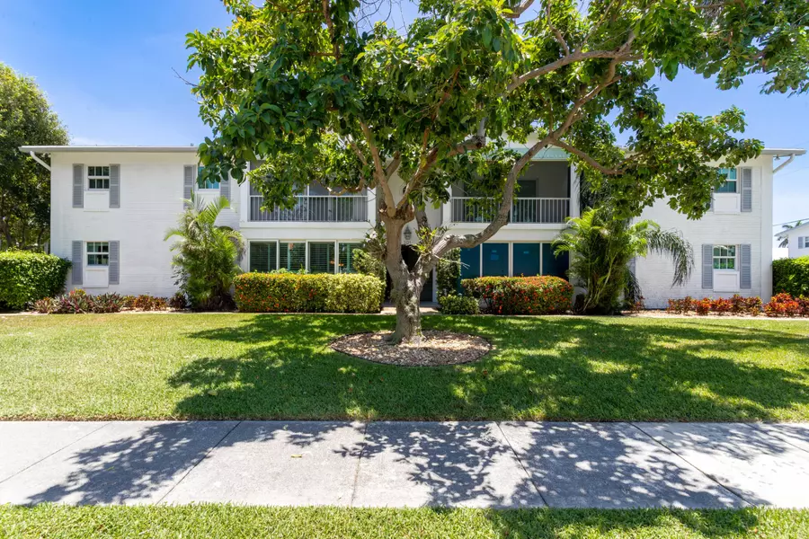 301 Venetian DR #9, Delray Beach, FL 33483