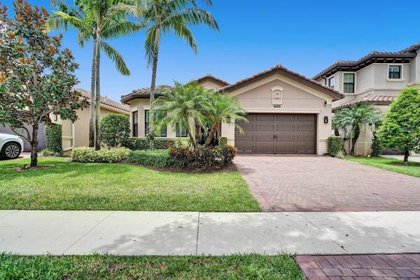 8236 Lawson Bridge LN, Delray Beach, FL 33446