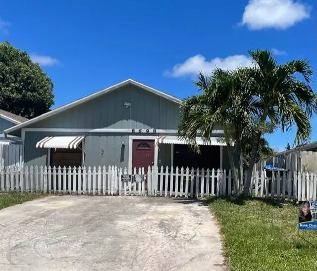 8698 Uranus TER, Lake Park, FL 33403