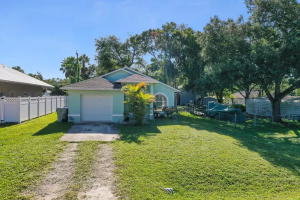 Vero Beach, FL 32966,2525 89th AVE