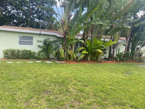 2500-2504 NW 9th LN,  Wilton Manors,  FL 33311