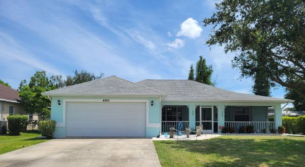 4865 NW North Macedo BLVD, Port Saint Lucie, FL 34983