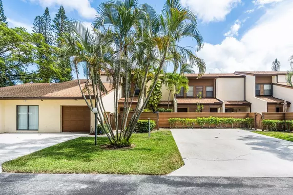 3516 Tamarack TRL, West Palm Beach, FL 33406