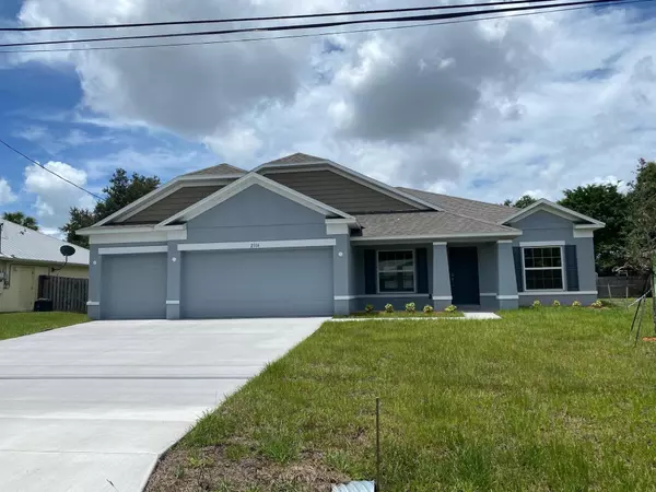 2314 SW Woodridge ST, Port Saint Lucie, FL 34953