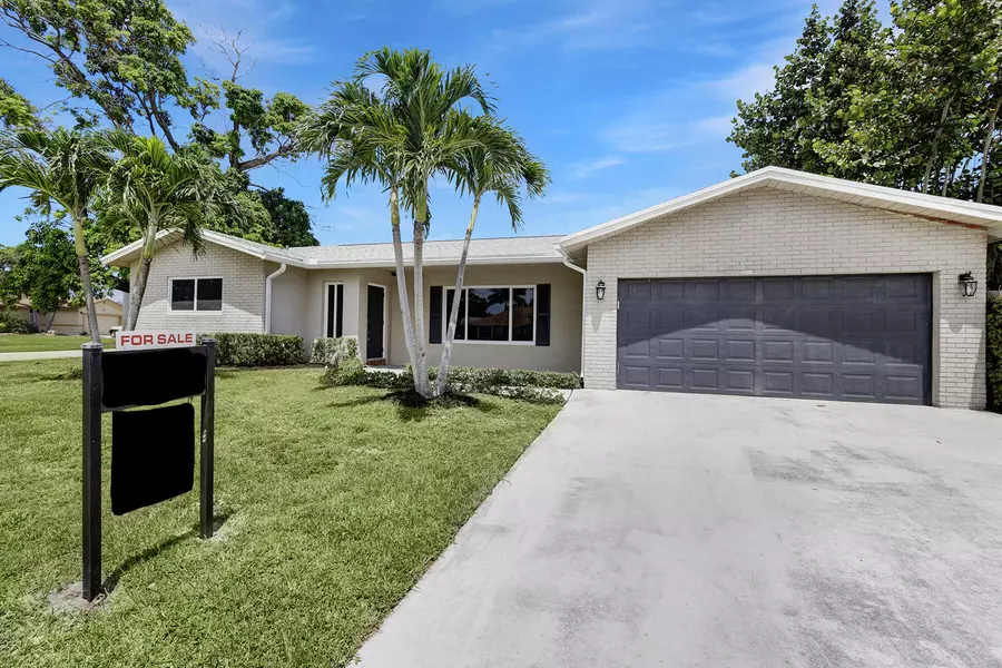 170 Mohigan CIR, Boca Raton, FL 33487