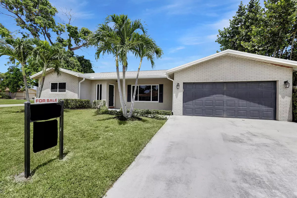 Boca Raton, FL 33487,170 Mohigan CIR