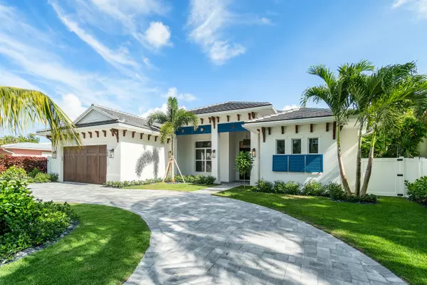 300 Linda LN, Palm Beach Shores, FL 33404