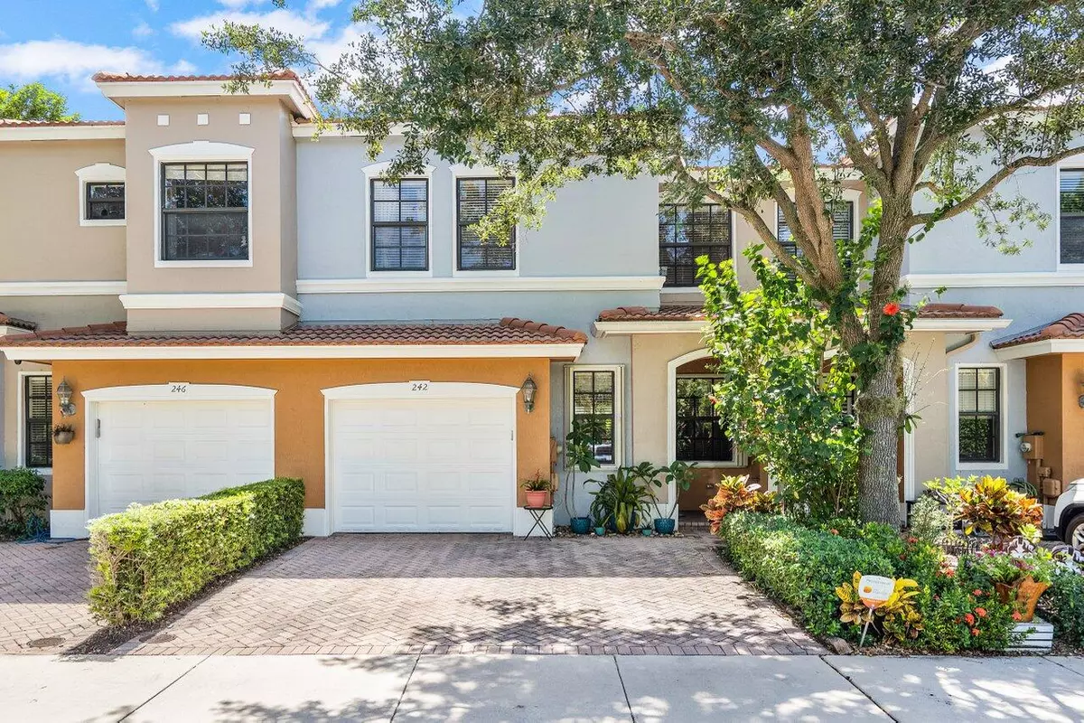 Delray Beach, FL 33484,242 E Chrystie CIR